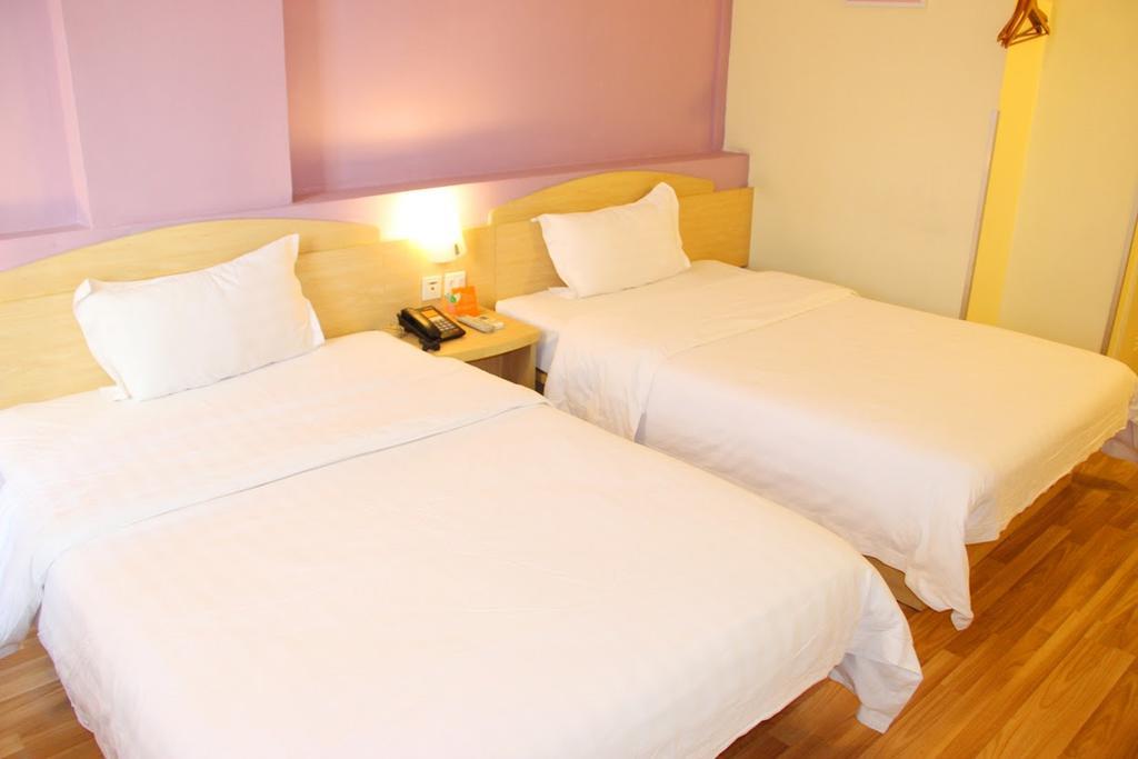 7Days Premium Chongqing Hongqihegou Hotel Buitenkant foto