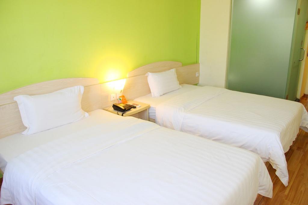7Days Premium Chongqing Hongqihegou Hotel Buitenkant foto