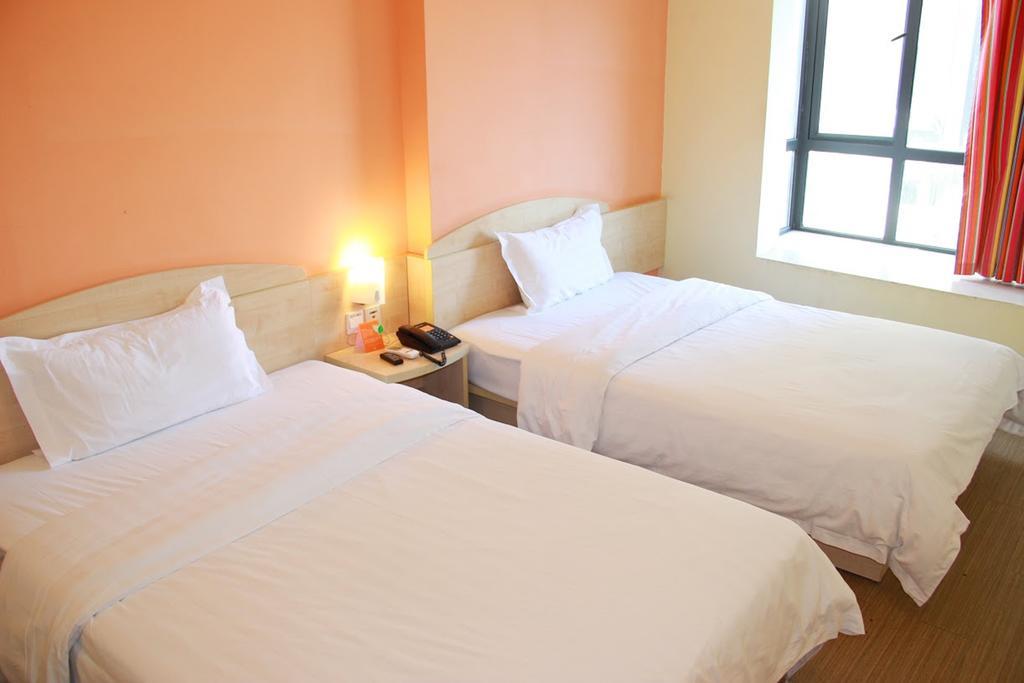 7Days Premium Chongqing Hongqihegou Hotel Buitenkant foto