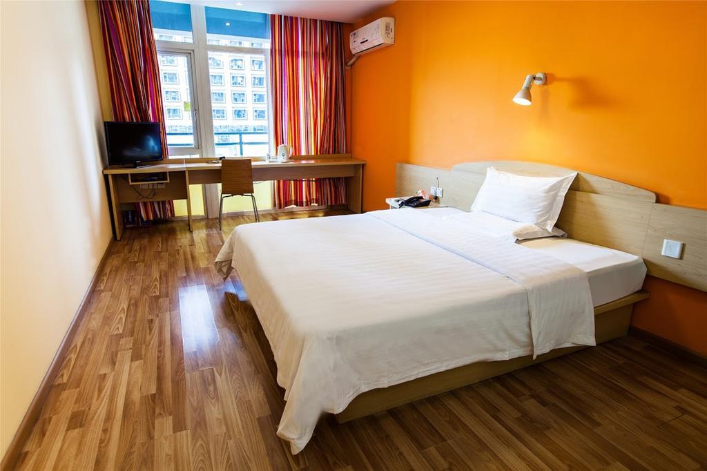 7Days Premium Chongqing Hongqihegou Hotel Buitenkant foto